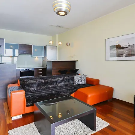 Sea Towers Apartamento *